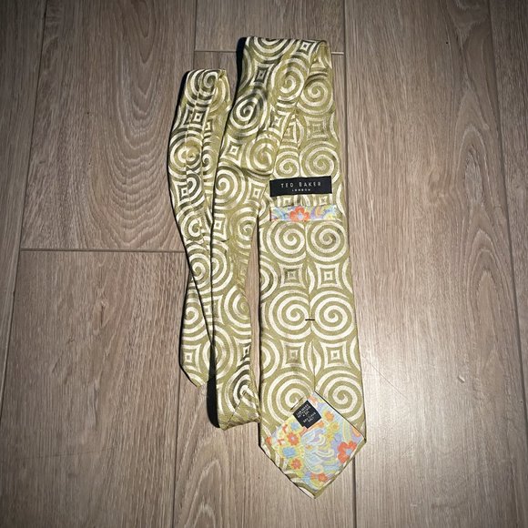 Ted Baker Tie - Picture 2 of 2